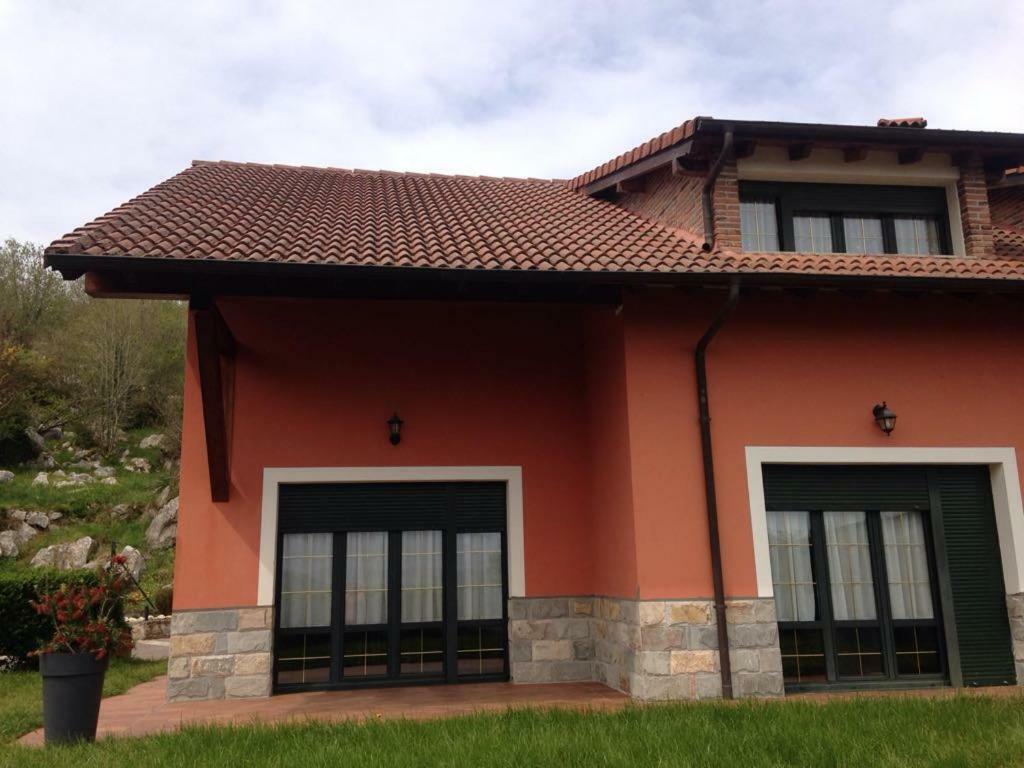 Casa Llampedro Vila Canales  Exterior foto